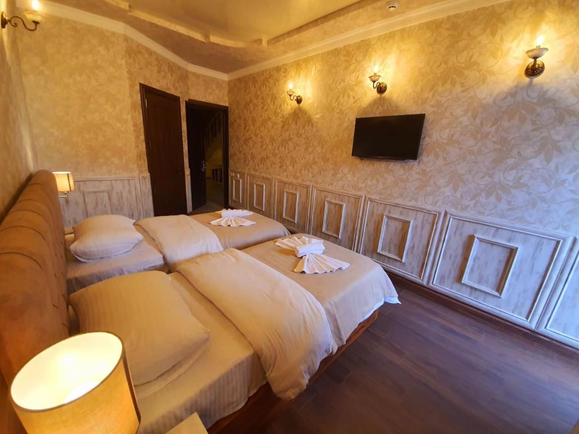 Melini Boutique Hotel 바투미 외부 사진