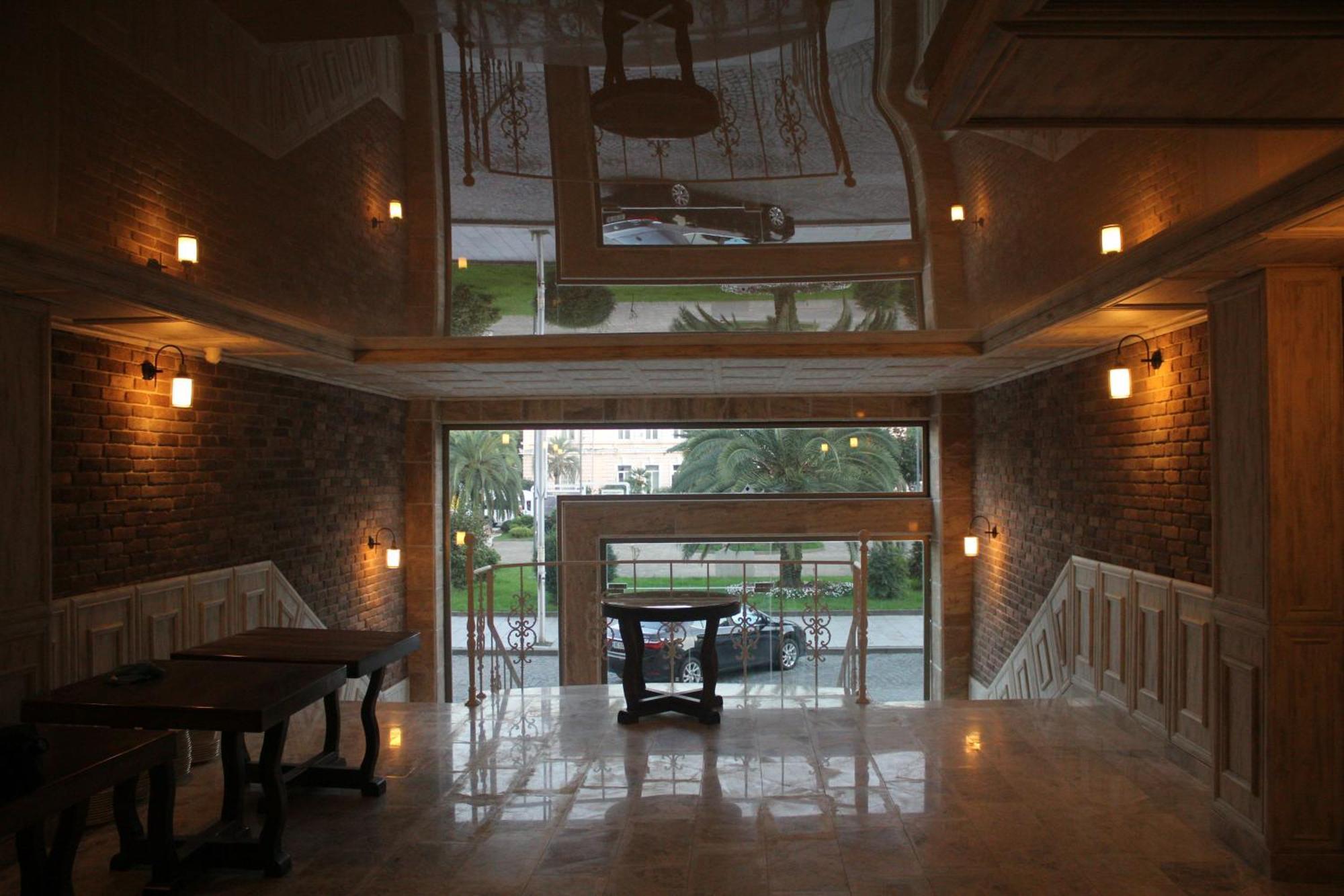 Melini Boutique Hotel 바투미 외부 사진