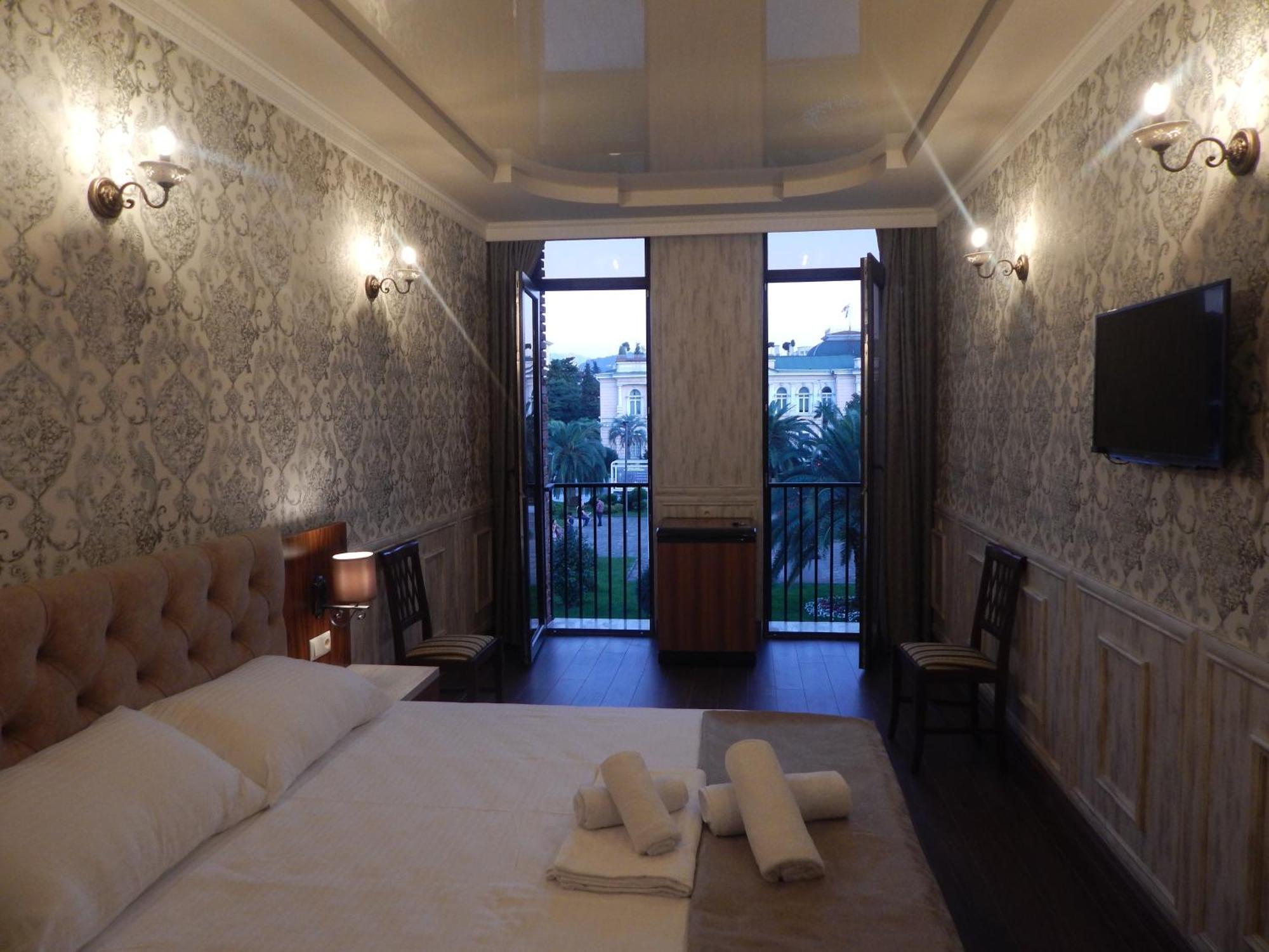 Melini Boutique Hotel 바투미 외부 사진